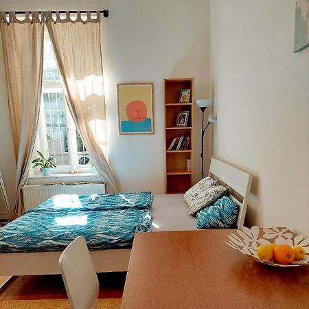 Cozy Studio In Vinohrady Praag Buitenkant foto